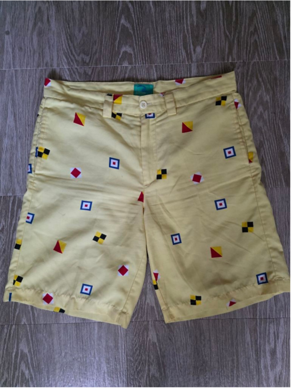 Men's Liquid Flow Flat Front Shorts Waist 34 Yellow with Nautical Flags